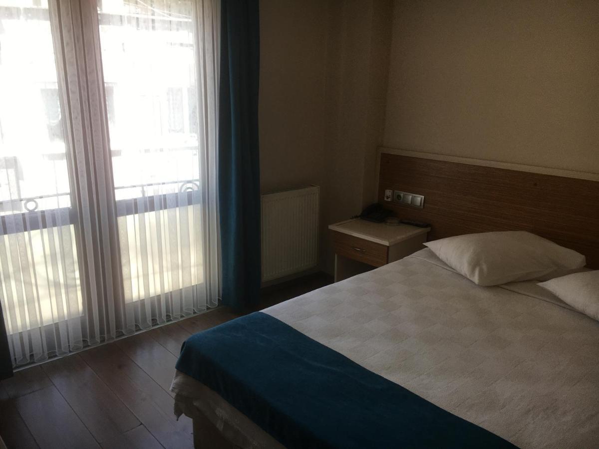 Oezguer Hotel Trabzon Buitenkant foto